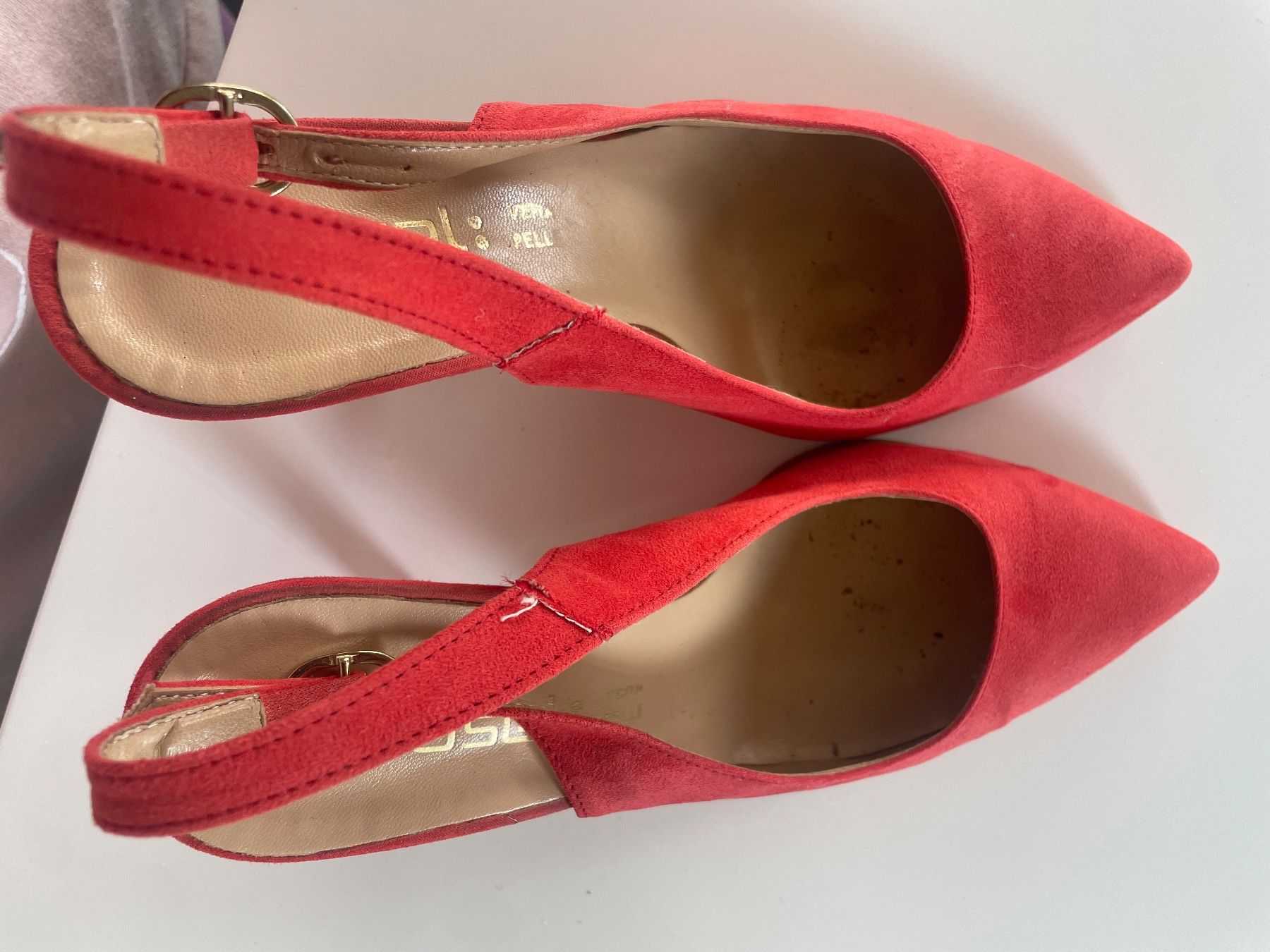 Scarpe da donna: Rote Pumps mit Slingback-Riemen Gr. 38 – Usato da Coldrerio venduto da Theres2004 2