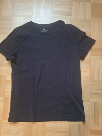 T-Shirt H&M schwarz Grösse 146/152 gebrauchter Zustand