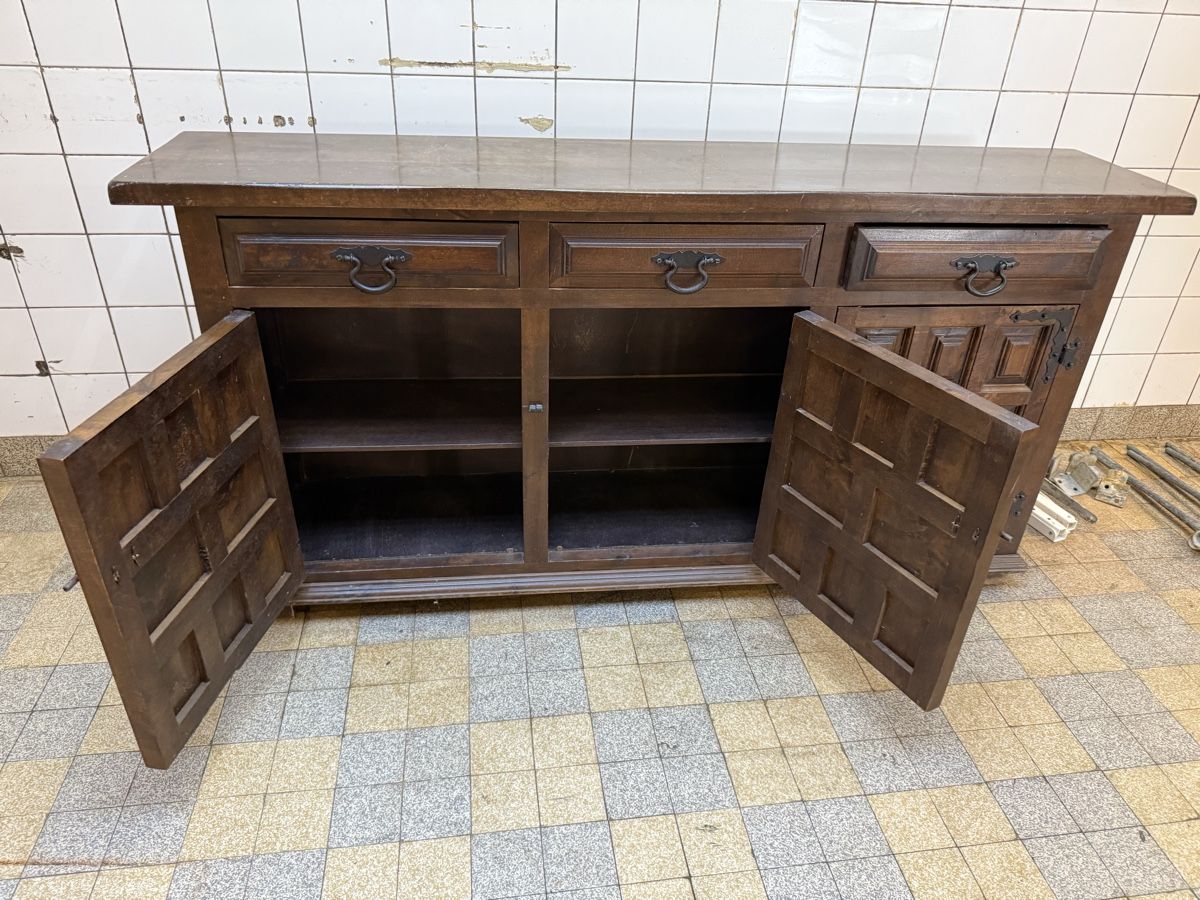 Büffets: Rustikaler Massivholz Schrank/Buffet – Gebraucht aus Erlinsbach SO von n123h 1