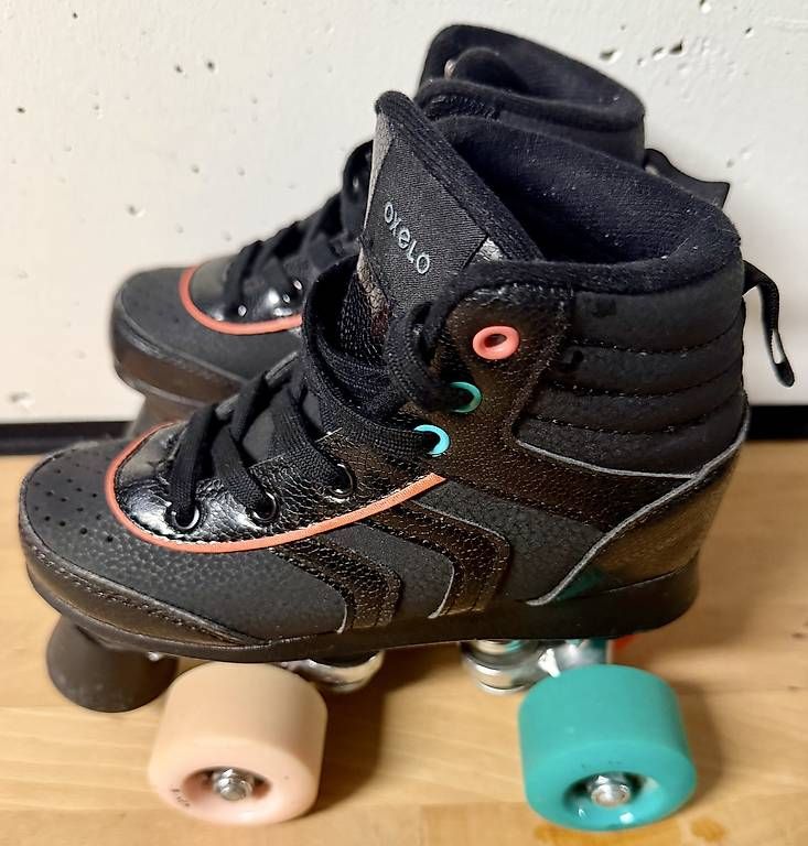 Pattini in linea & Pattini a rotelle: Oxelo Rollschuhe Grösse 32/33 – Usato da Witterswil venduto da faidel 3