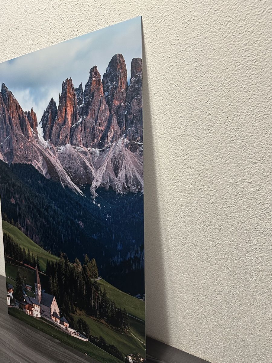 Poster & Bilder: Berglandschaft Wandbild mit Kirche, Dolomiten - Alu-Dibond – Neu und originalverpackt aus Aarburg von Tonija 2