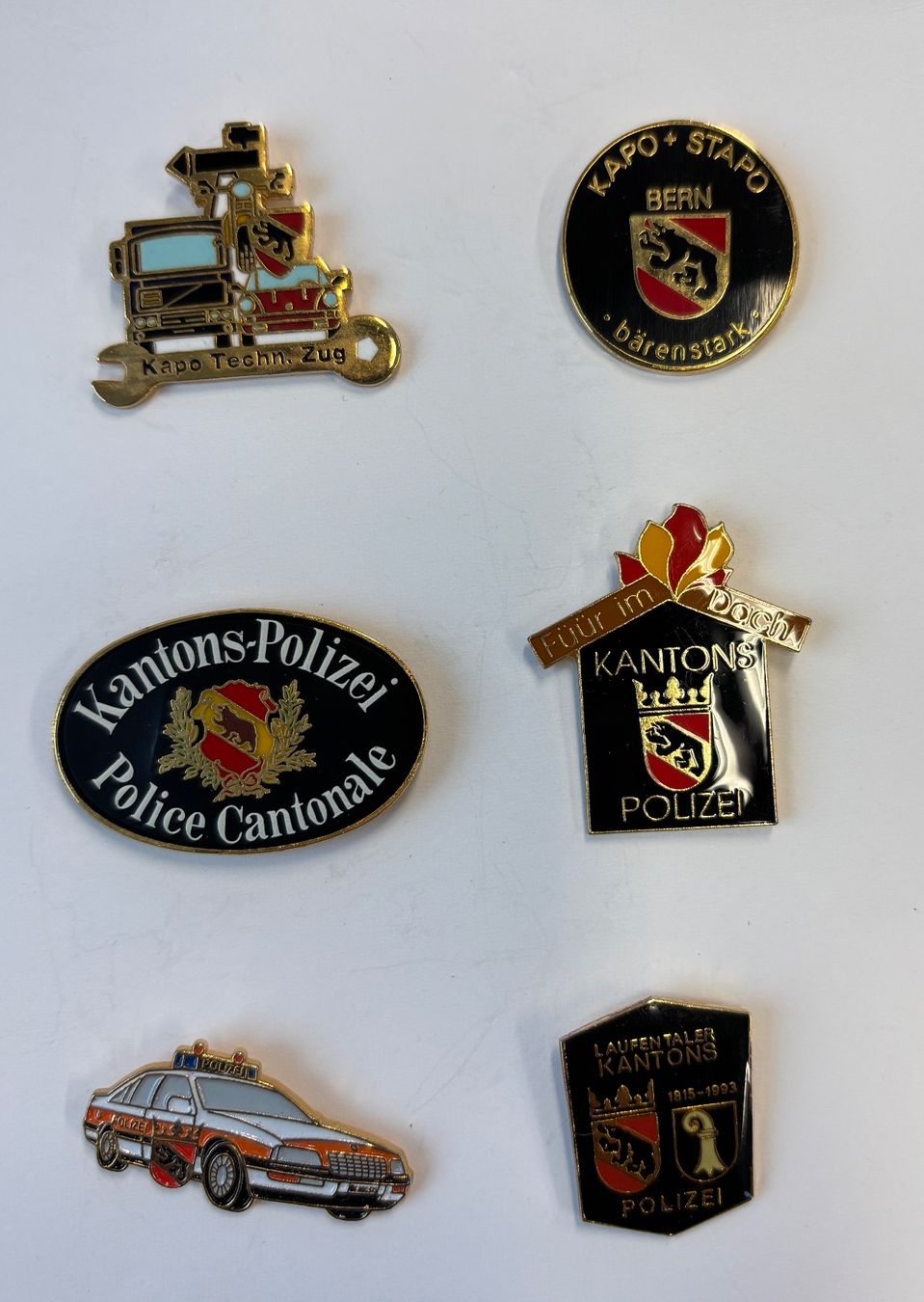 Placchette & Badge: 6 Polizeipins Kapo / Stapo Pins – Nuovo (secondo la descrizione) da Trubschachen venduto da Panzerschreck