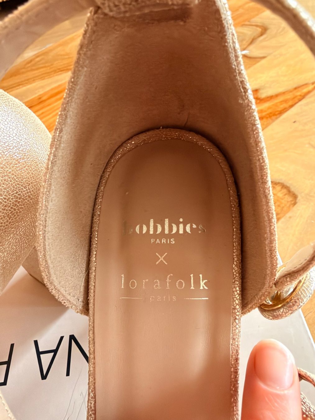 Bobbies Damenschuhe: Sandale à talons – Neu (gemäss Beschreibung) aus Zürich von mar_n8vs 2