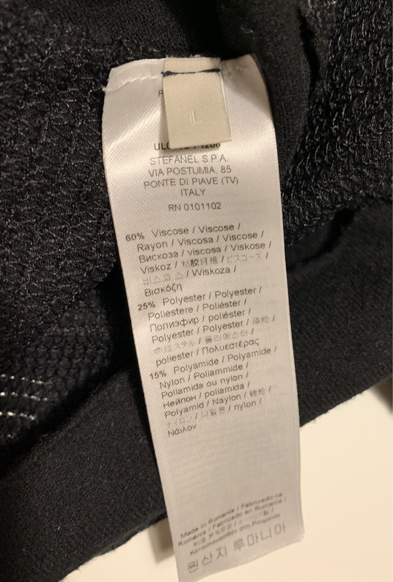 Stefanel Pullover & Sweatshirts: Maglia nera Stefanel tg L – Gebraucht aus Bellinzona von rob_d6fz 2