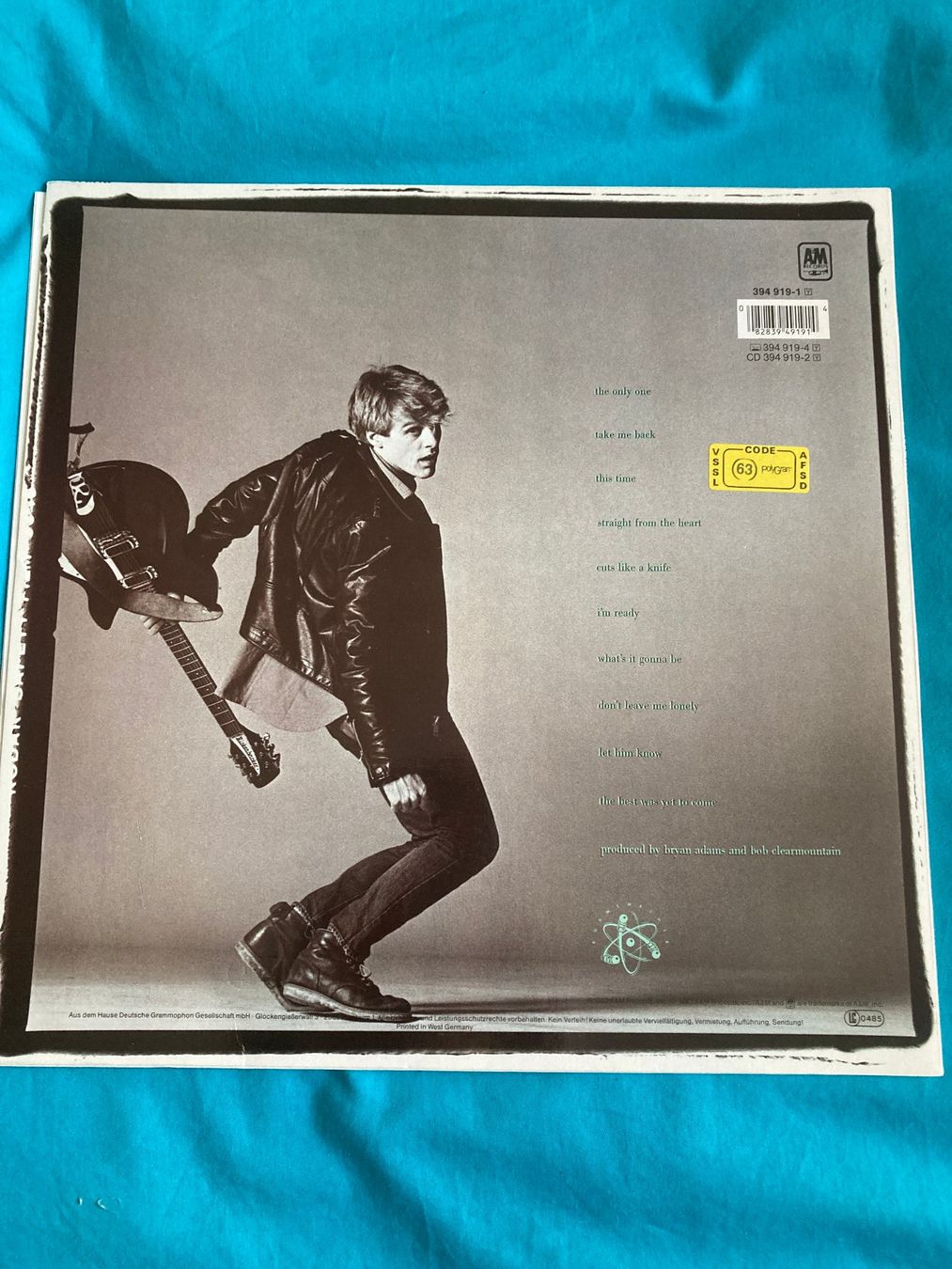 Dischi in vinile: Bryan Adams - Cuts Like a Knife (Vinyle) – Usato da Prilly venduto da widmeli 1