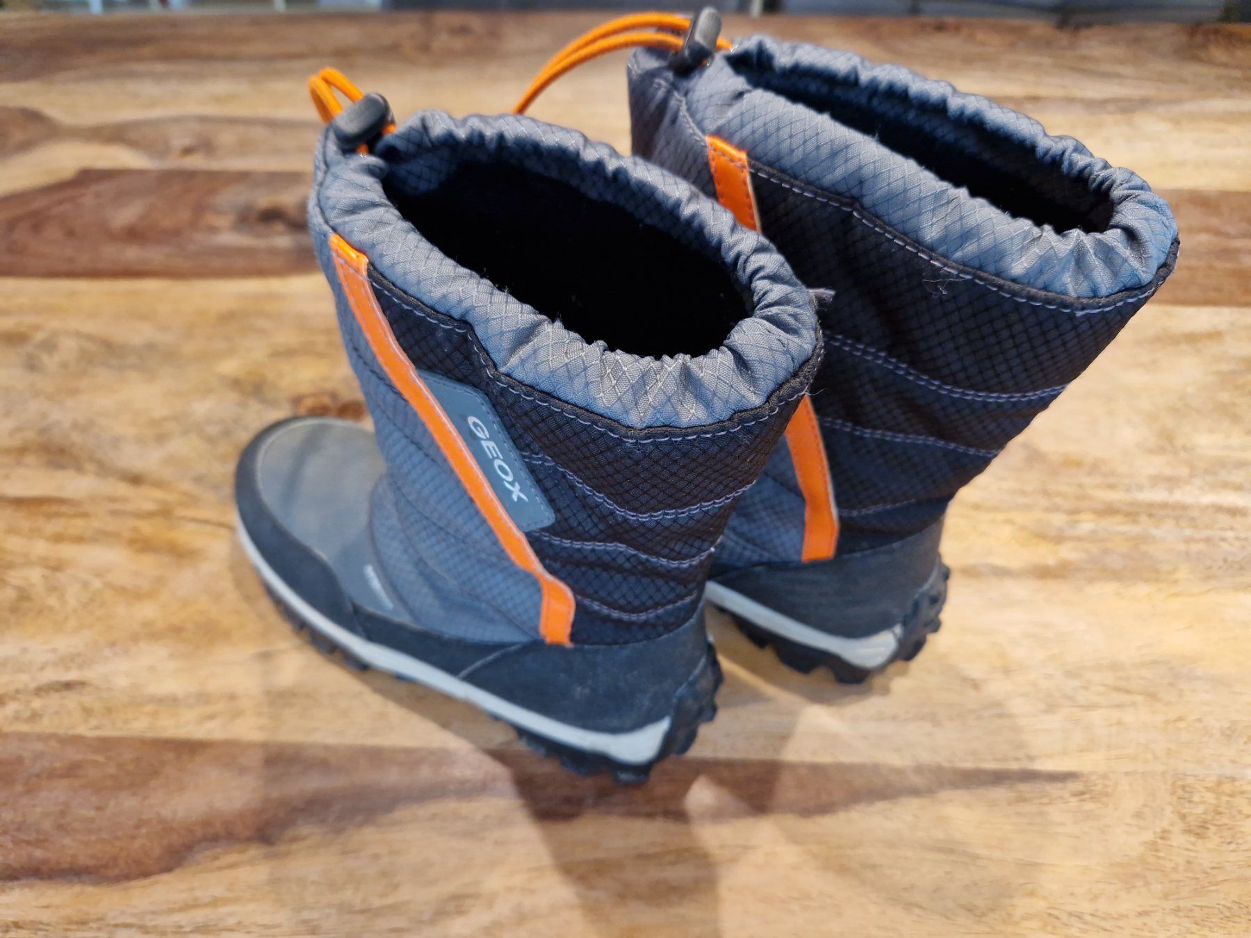Geox Scarpe per ragazzi: GEOX Winterschuhe / Winterstiefel Grösse 33 – Usato da Trachslau venduto da schumannmario 1
