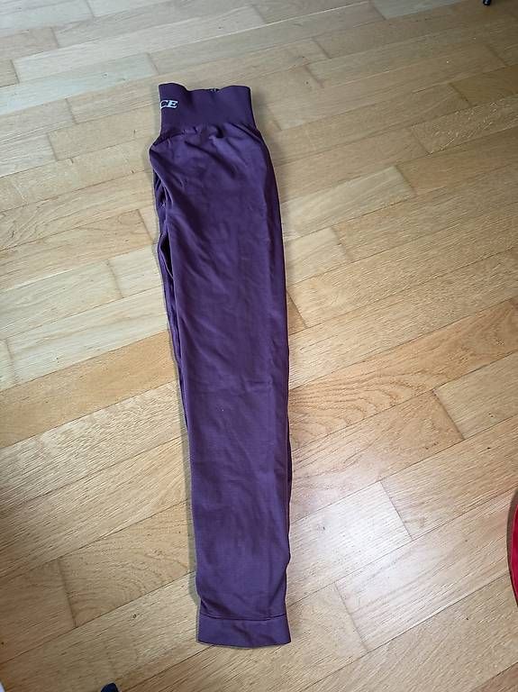 Leggings: Oace Scrunch leggins – D'occasion à Münsingen par Kirchhofer99 4