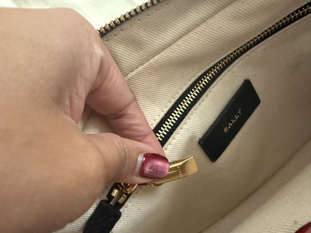 Bally Borse da donna: Bally Bar Daniel Crossbody Bag – Usato da Luzern venduto da rec_8srh 2