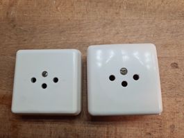 Coppia di coperchio per prese elettriche vintage fuori muro