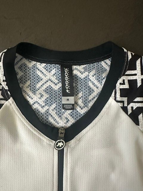 Assos Canottiere & Pantaloni: Assos Sommer Velotrikot – Usato da Altendorf venduto da Eisenmaennchen 2