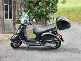 Piaggio Vespa GTS 250, Top gepflegt, prima Zustand
