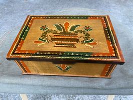 schöne Toggenburger Bauern-Malerei A. Edelmann Holzschatulle