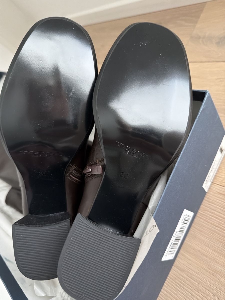 Scarpe da donna: Stiefel Gr. 39 braun Toscablu neu – Nuovo (secondo la descrizione) da Othmarsingen venduto da Darija7 1