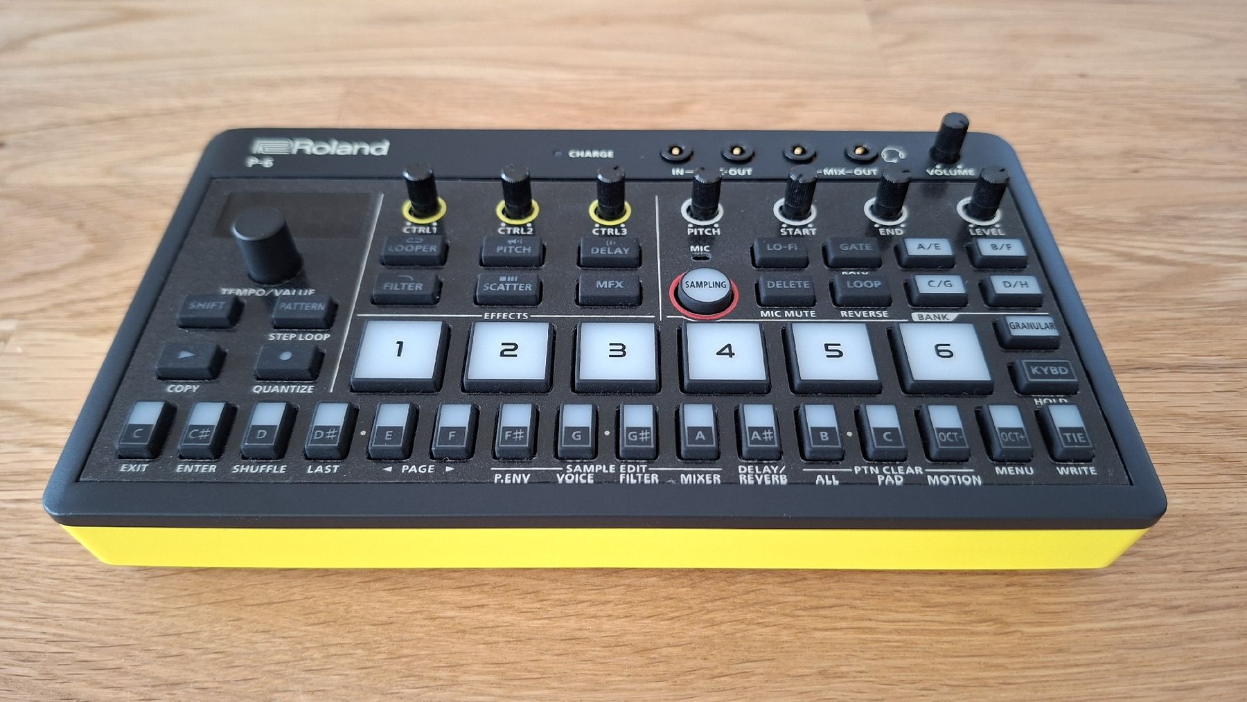 Roland Musikinstrumente: Roland P-6 (Creative Sampler) – Gebraucht aus Geuensee von koh_v6h9