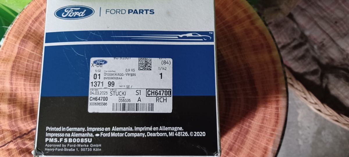 Ford Tutti pezzi di ricambio auto: Drosselklappe Ford – Nuovo e nell'imballaggio originale da Schwarzhäusern venduto da Mischuk 1