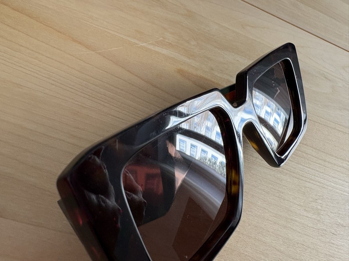 Prada Occhiali & Lenti: Prada Sunglasses – Usato da Zürich venduto da Mm2A 3