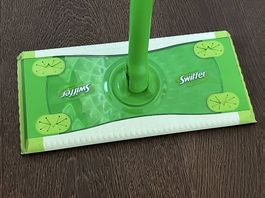 Swiffer mit 6 Tüchern