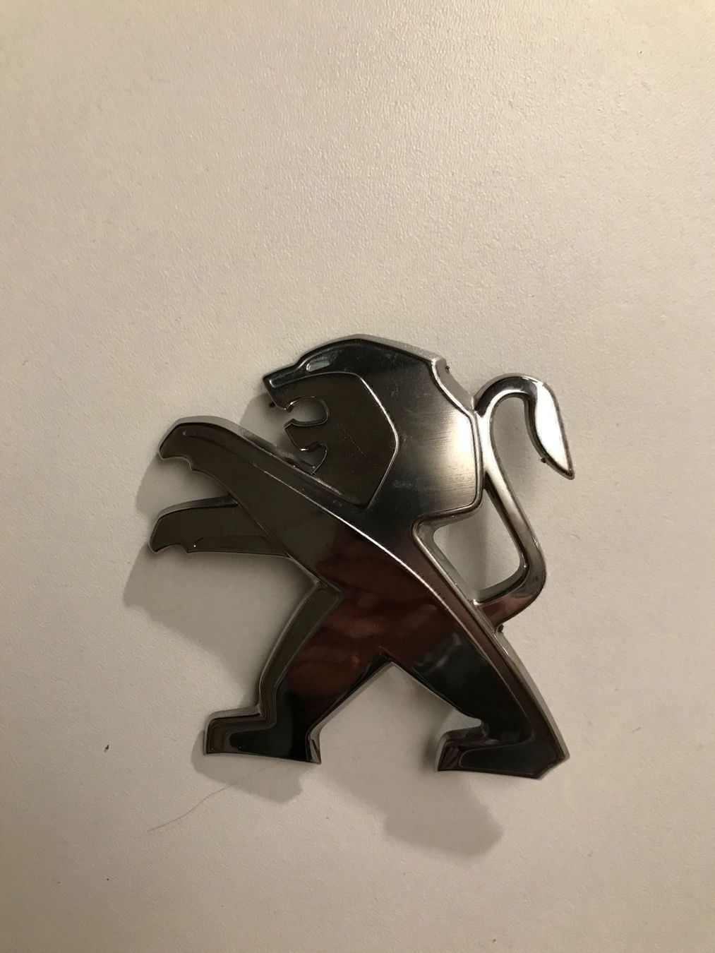 Autres accessoires p. véhicule: Monogramme Peugeot – D'occasion à Meyrin par Sparco05 1