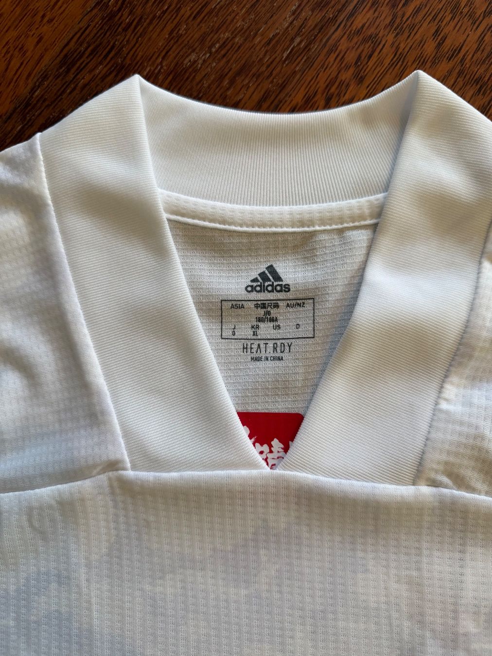 Adidas Canottiere & Pantaloni: Japan Spielerversion Olympics away - Saison 2020 – Nuovo (secondo la descrizione) da Hermetschwil-Staffeln venduto da Beat131 1