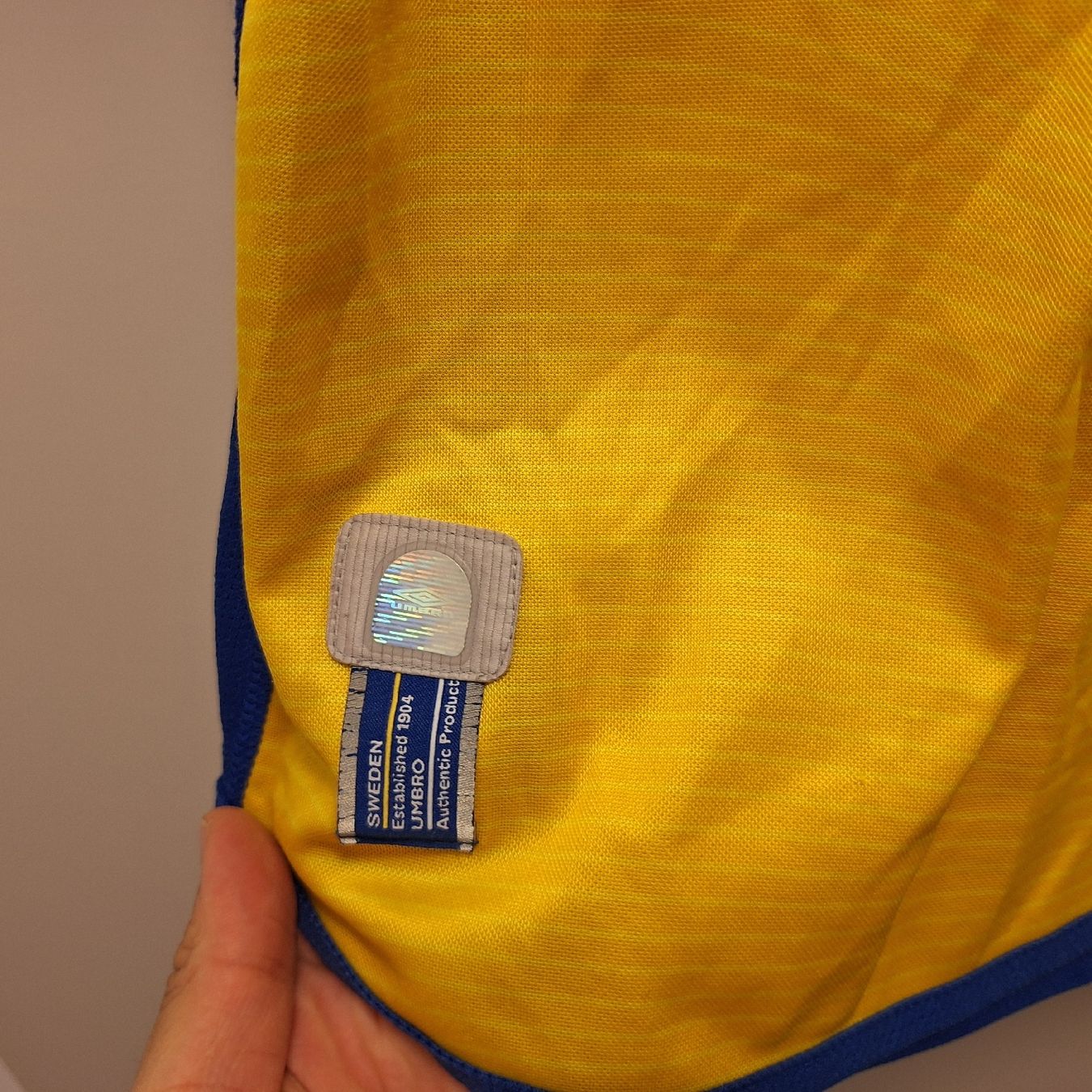 Canottiere & Pantaloni: Umbro Sweden Mannschafft 2003 – Usato da Bellinzona venduto da LA-ropa-de-Juan 2