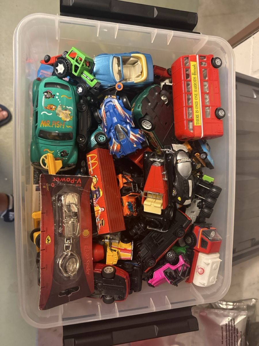 Jouets: Spielzeug Auto Sammlung  – D'occasion à Zofingen par Ryffel_