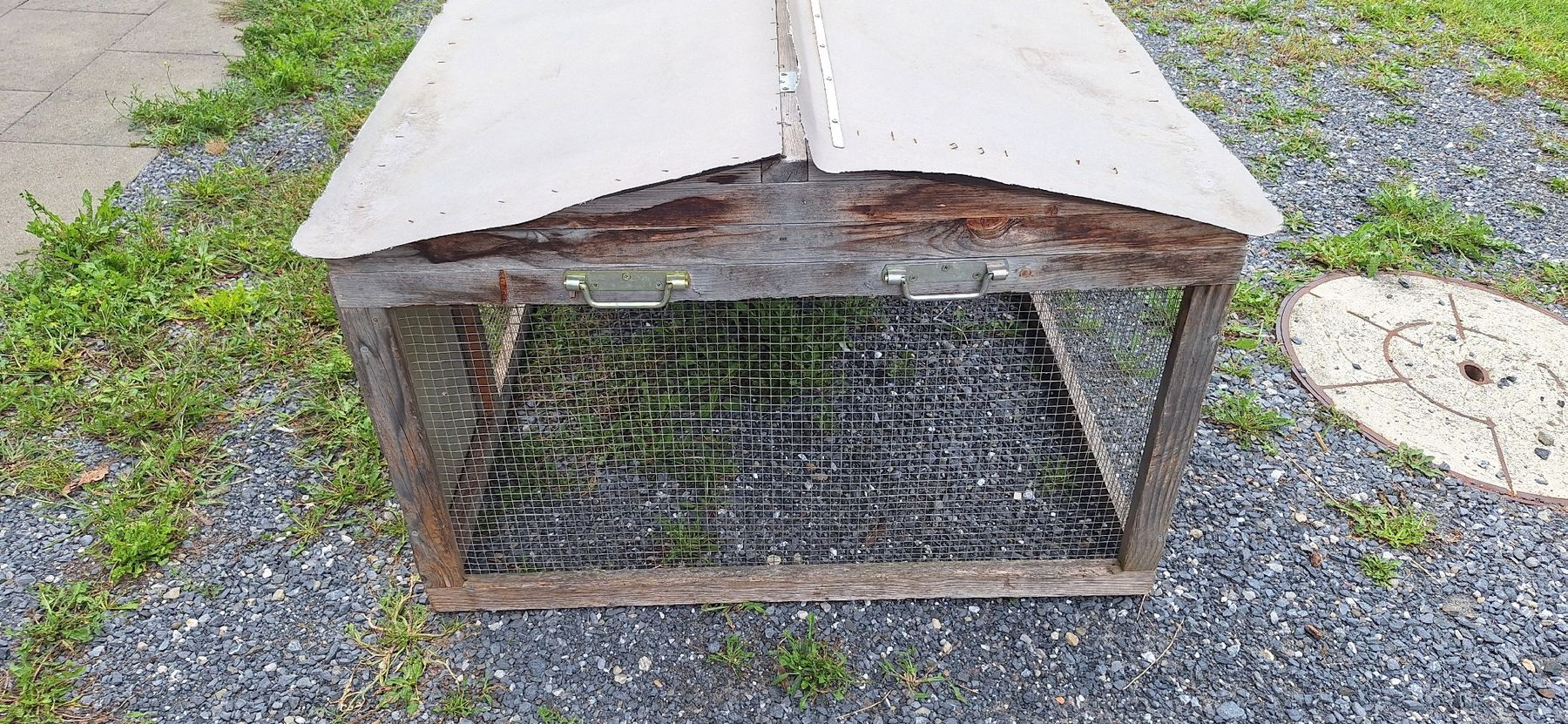 Gabbie, trasporto & Sicurezza: Kaninchenstall mit Freilauf – Usato da Montlingen venduto da lalita10 7