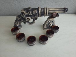 Schnapsflasche Pistole mit 6 Schnapsbechern Keramik