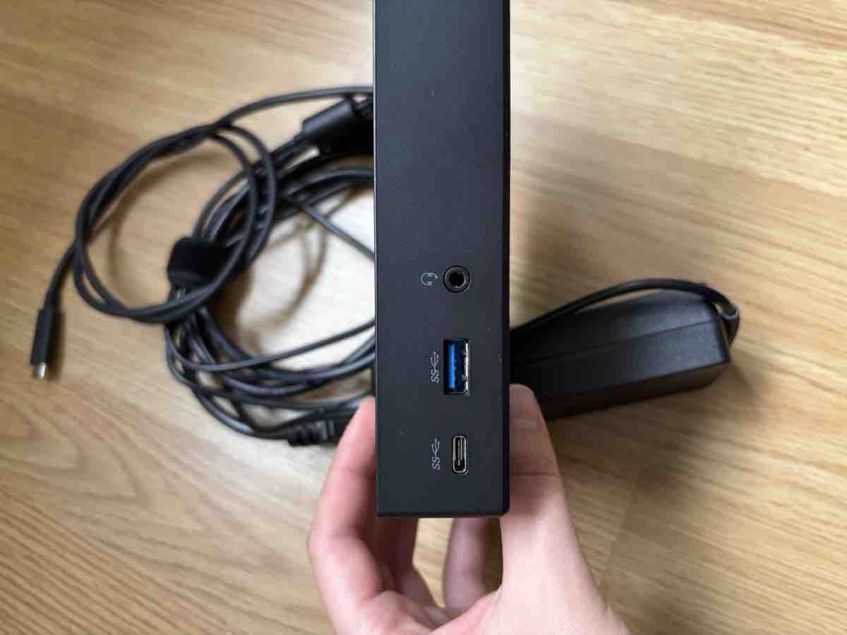 Lenovo Docking station: Lenovo ThinkPad Dockingstation mit 90W Netzteil – Usato da Wabern venduto da julie.bern 2
