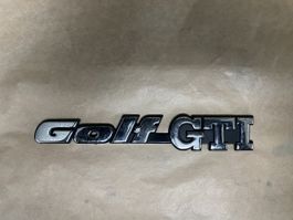 VW GOLF GTI Emblem