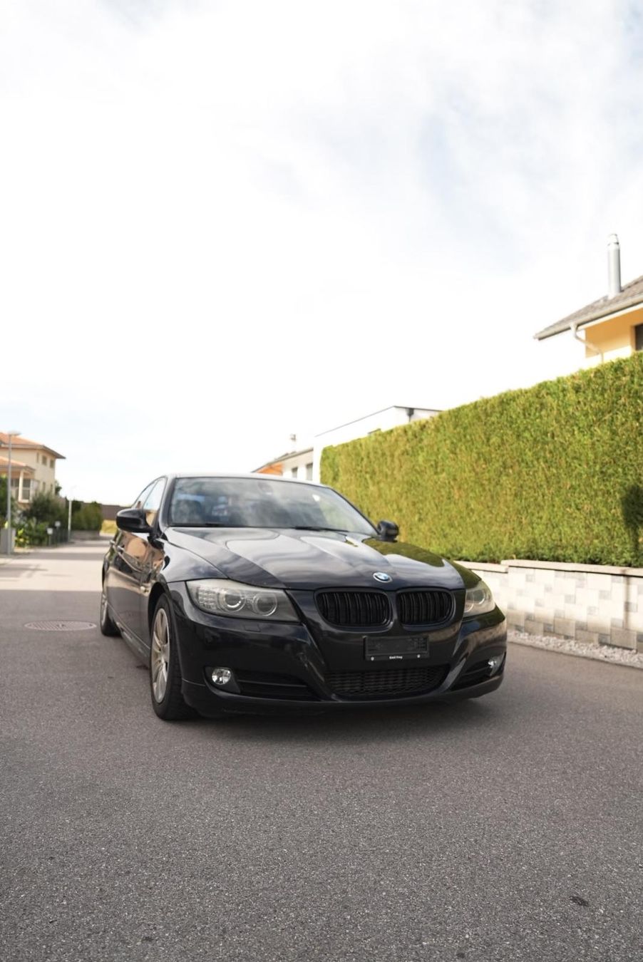 BMW Automobili: Bmw 320d efficientdynamics – Usato da Granges-Paccot venduto da mar_rs8v
