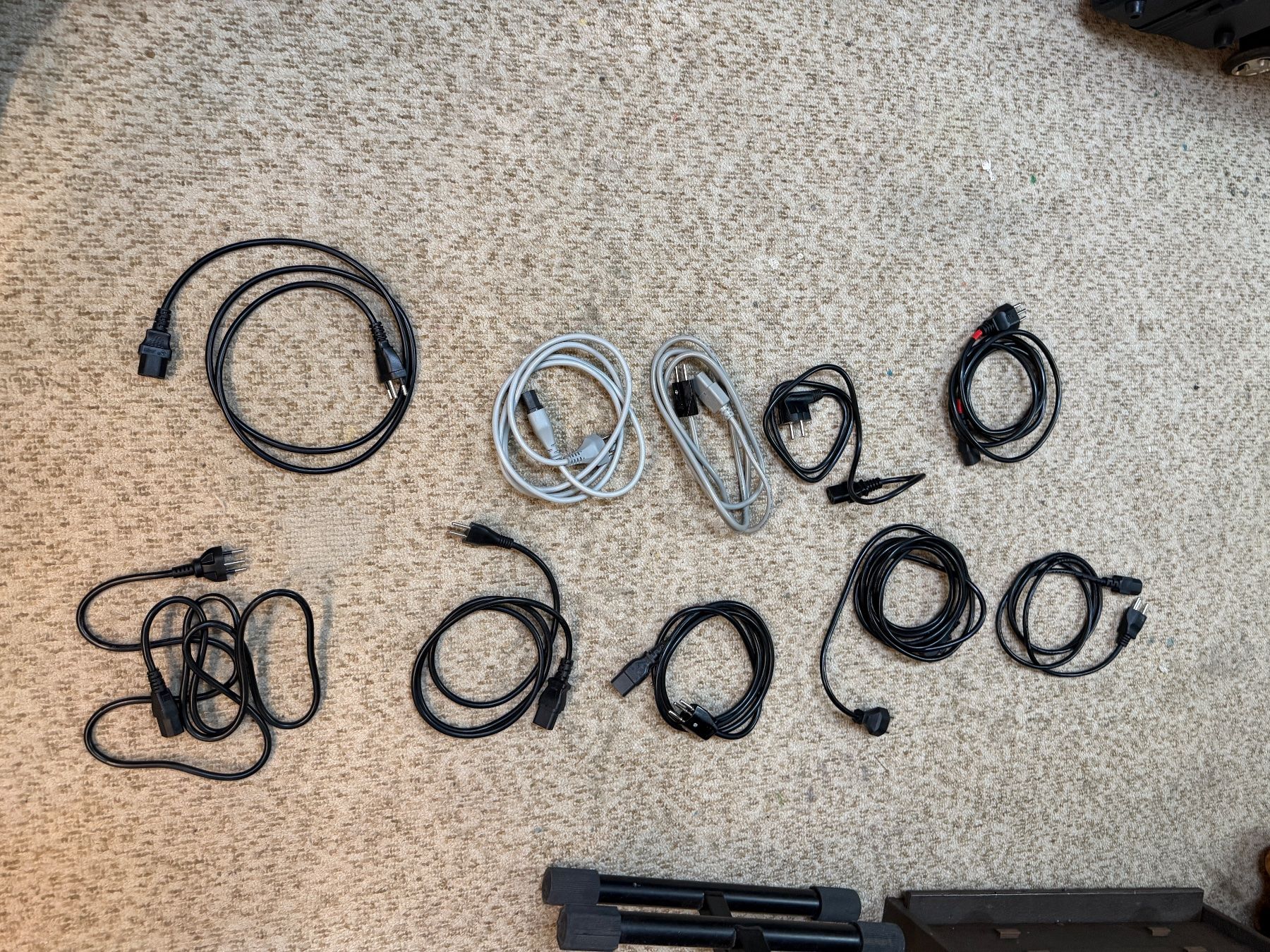 Cavi: Kabel Stromkabel, PC Kabel 10stk – Usato da Niederhasli venduto da swissbrocki