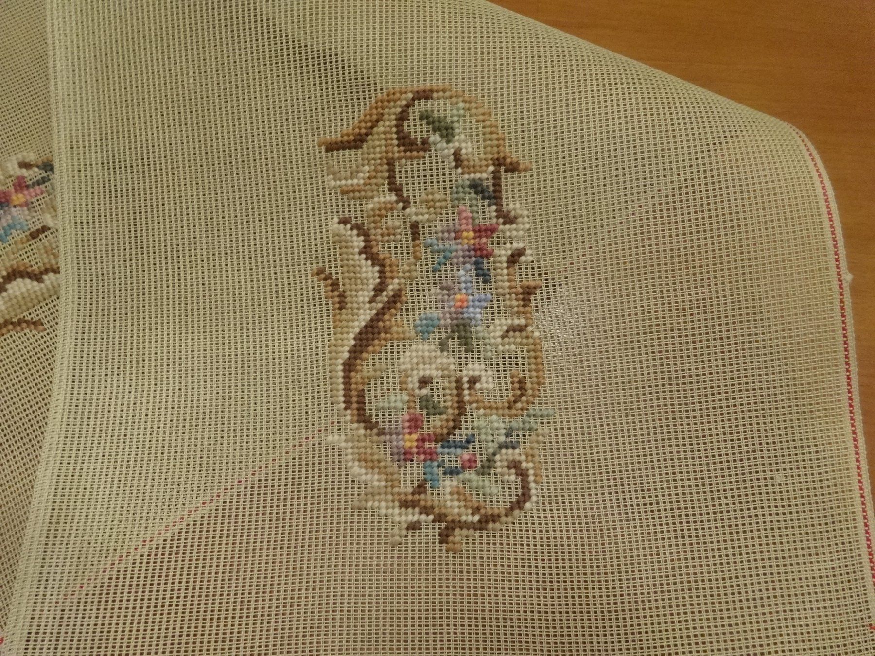 Tutte le decorazioni: Gobelins - Manchettes pour fauteuil – Nuovo e nell'imballaggio originale da Biel/Bienne venduto da milamila02 2