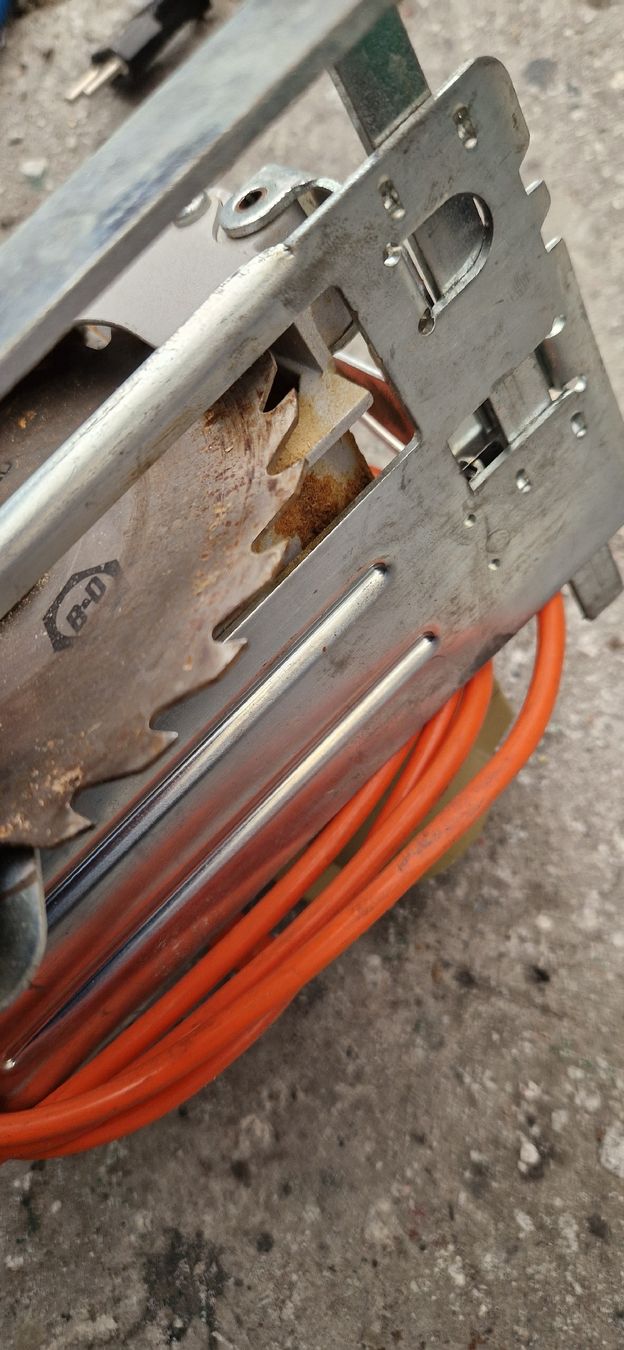 Tutte le macchine: Handkreissäge Black decker – Usato da Romanshorn venduto da fag_gnd6 4