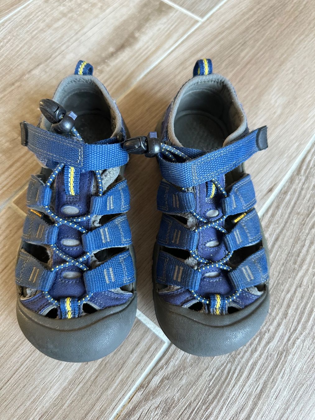 Keen Scarpe per ragazzi: Keen Sandalen Gr. 32/33 blau – Usato da Rudolfstetten venduto da Joyw 1