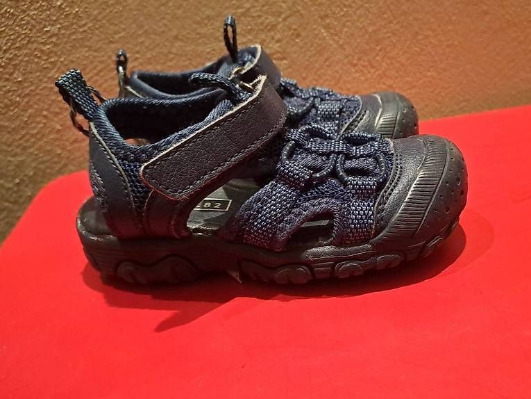 Next Scarpe per ragazzi: Next Sandalen Gr.21.5 – Usato da Oberrieden venduto da Raja011 1