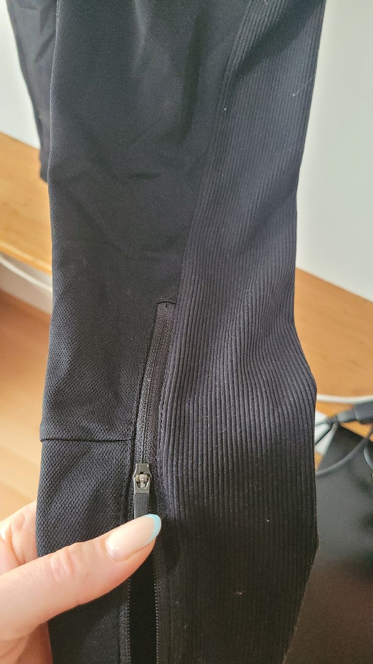 Nike Hosen: Nike Jogginghose schwarz Grösse XS/ S – Gebraucht aus Horgenberg von Klatschmohnmaria 2