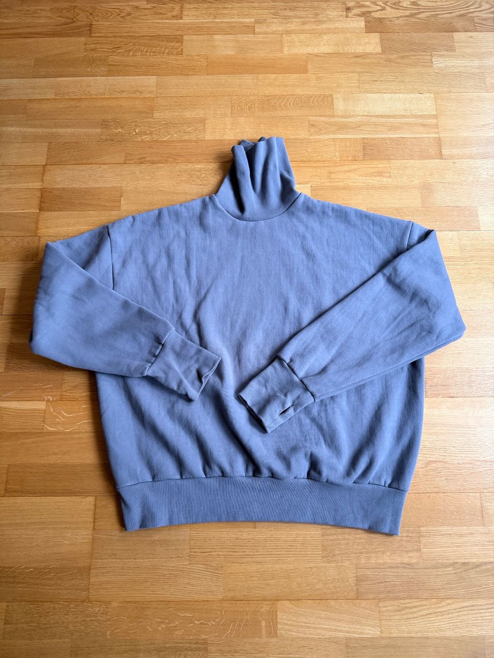 Pullover & Sweatshirts: Oversize Comfy Rollkragen Pullover – Gebraucht aus Zürich von Basilou98 6