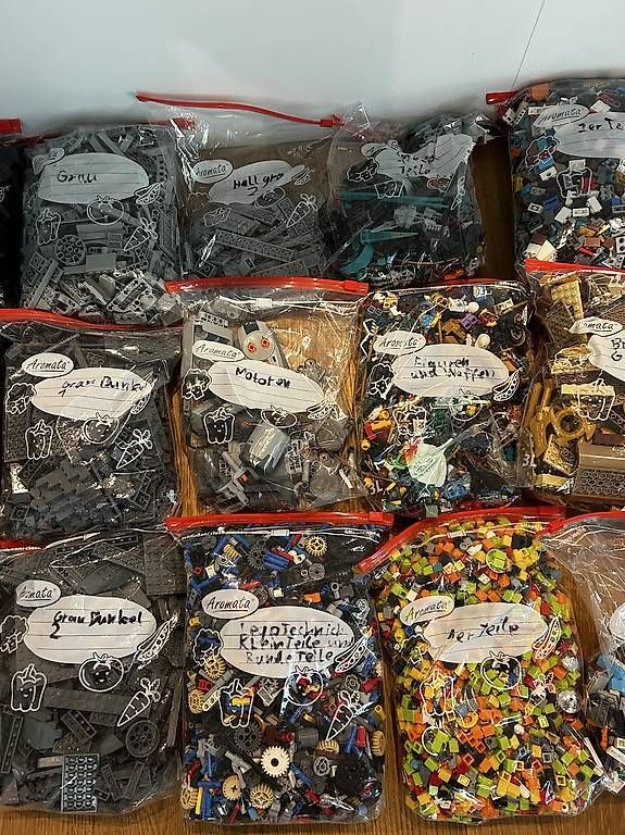 Giocattoli: 15.8 kg LEGO sortiert | Technic | Ninjago uvm. – Usato da Spiez venduto da hge_sm2z 1