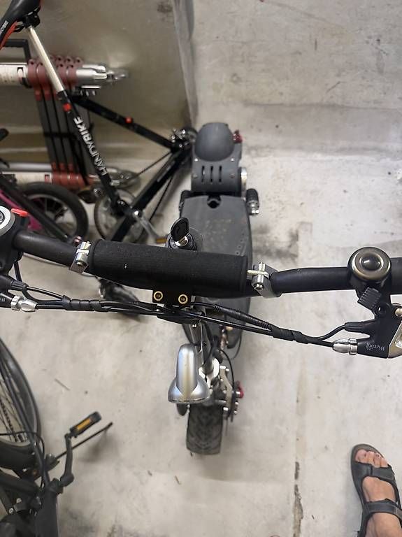 Scooters: E Scooter  – Défectueux à Thun par Bern_1234
