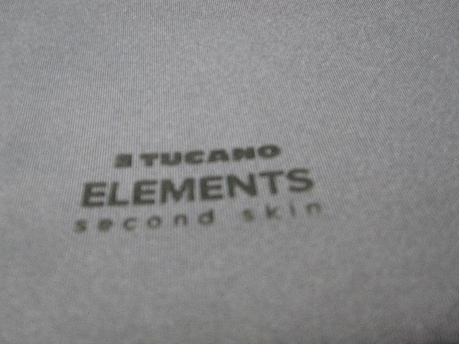 Tucano Borse: TUCANO Elements Second Skin, housse laptop 16'' pouces – Usato da Nyon venduto da WHTF 4