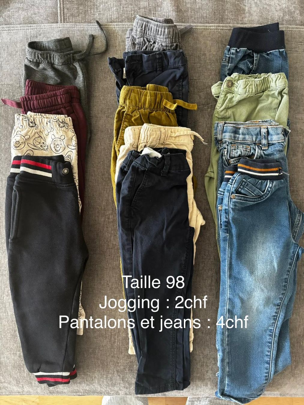 Pantaloni: Vêtements petit garçon 98 – Usato da Bulle venduto da samidjo