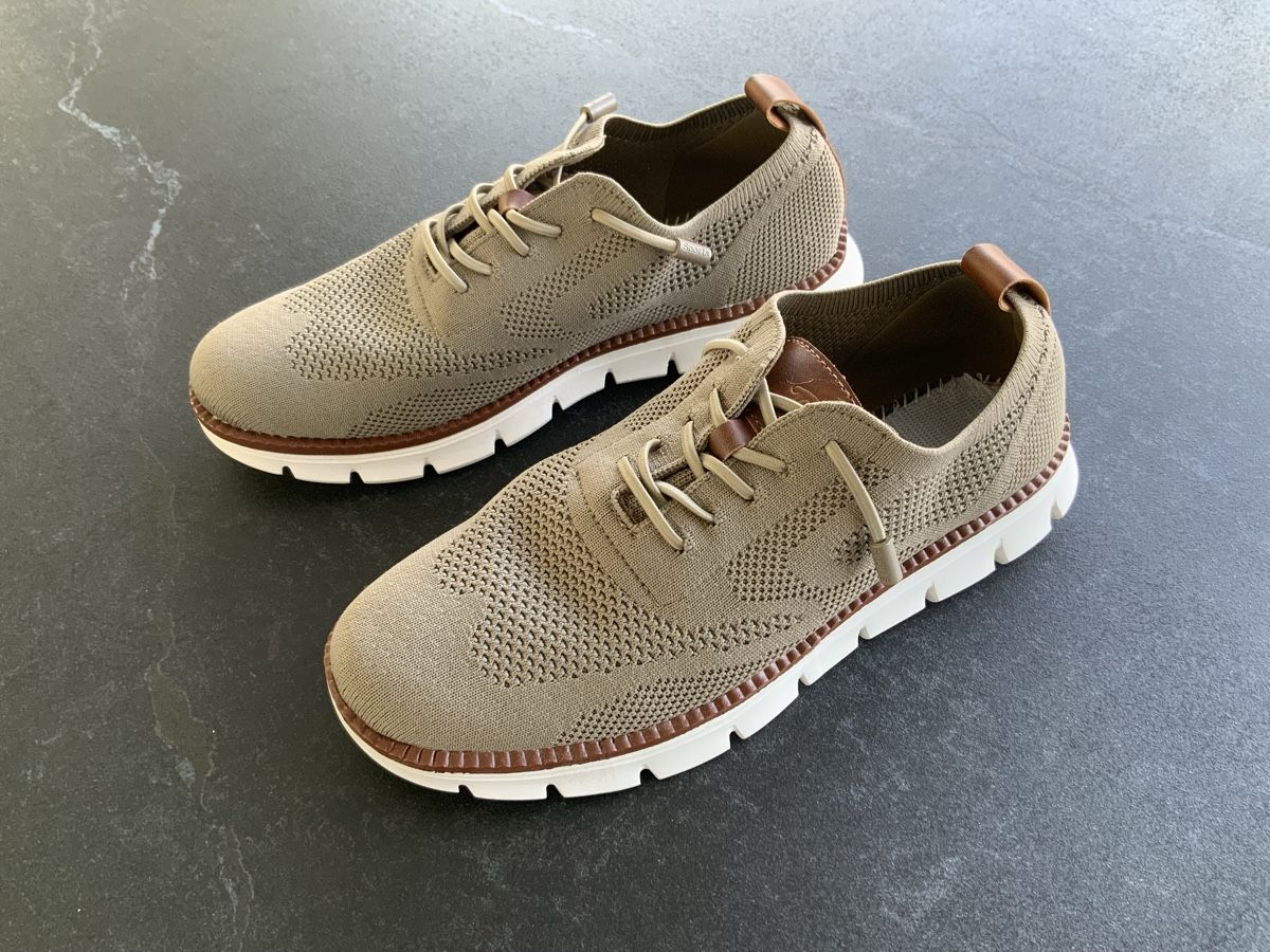 Scarpe da uomo: Sneaker Grösse 40 – Nuovo (secondo la descrizione) da Zürich venduto da Aqua2