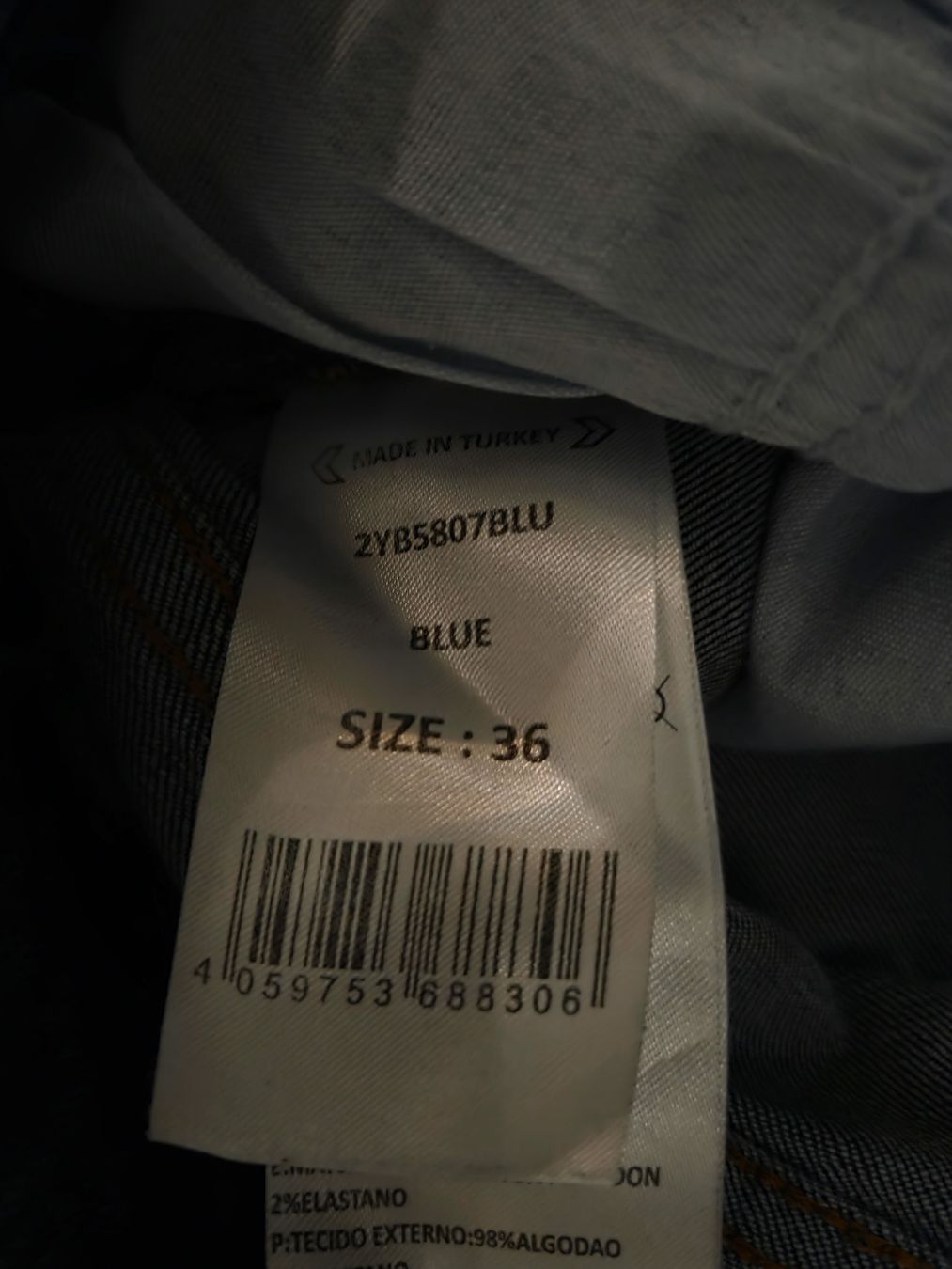 Jeans: Herren Jeans Hose mit Löchern, Grösse 36 – Usato da Konolfingen venduto da Siggi_wulle 1