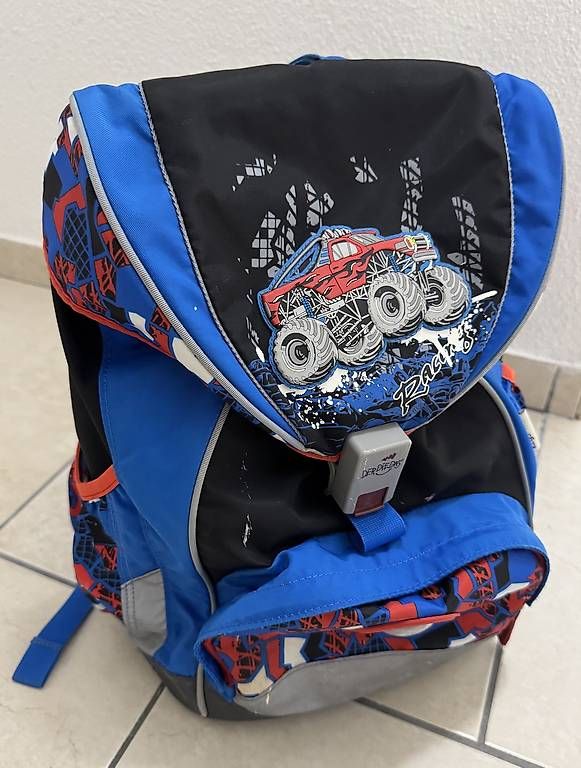 Sacs & sacs à dos: Schultasche für Jungs – D'occasion à Lenzburg par bes_8zjy 2