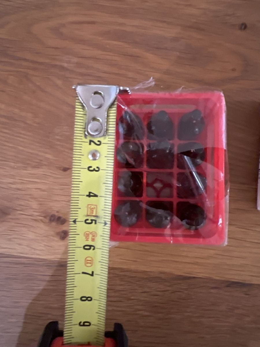 Case e mobili per bambole: Miniature bottles in crate, 2 items, brown glass – Nuovo e nell'imballaggio originale da Uznach venduto da Apuutze 4