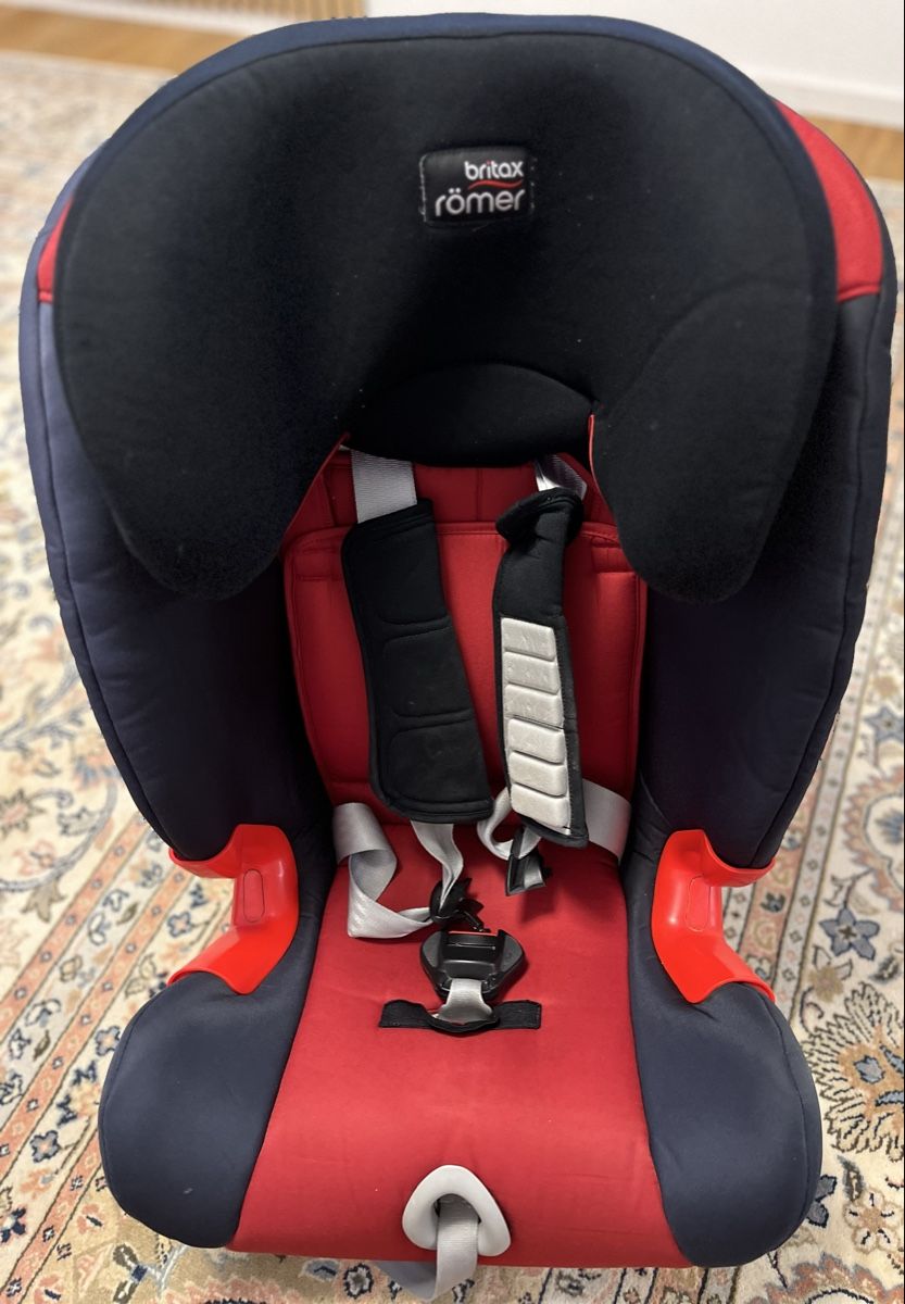 Britax Römer Auto-Kindersitze: Römer Auto Kindersitz  – Gebraucht aus Zürich von Bidon3011 6