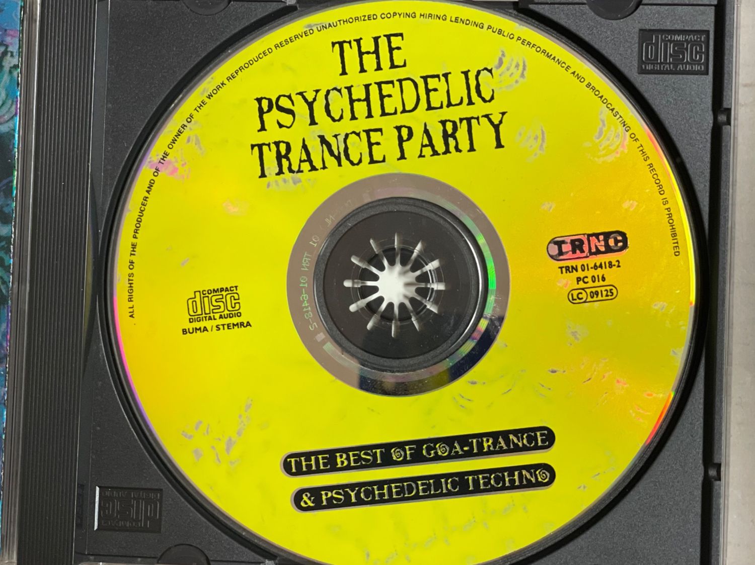CD: The Psychedelic Party – Usato da Muri b. Bern venduto da AdidasCollector 3