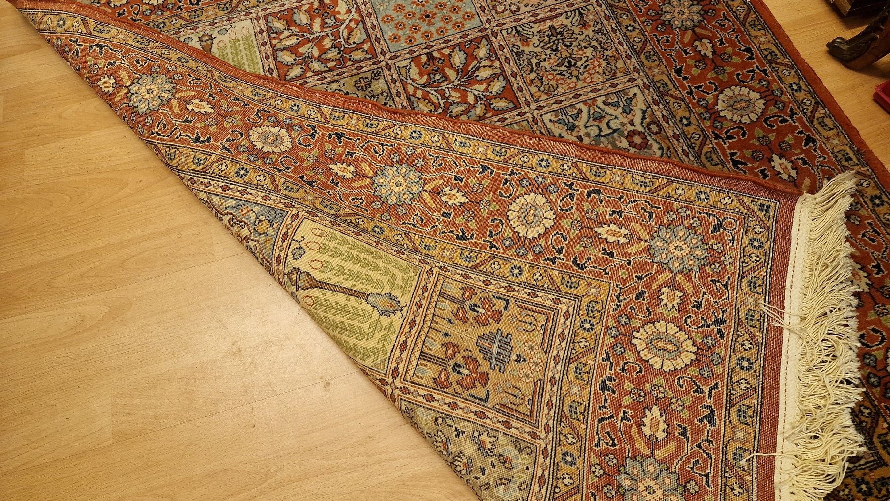 Tappeti: Antiker Teppich aus Hausräumung – Usato da BERN venduto da Intarsia 5