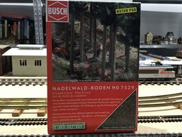 Busch Nadelwaldboden H0 7529 - Perfekt für Modellbau!