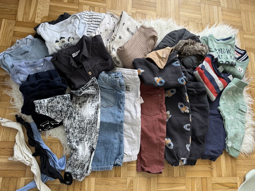 Ensembles coordonnés: Jungenkleiderpaket Grösse 74 – D'occasion à Flawil par pir_x7ff